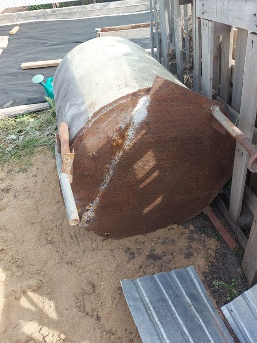 Продам железную бочку
