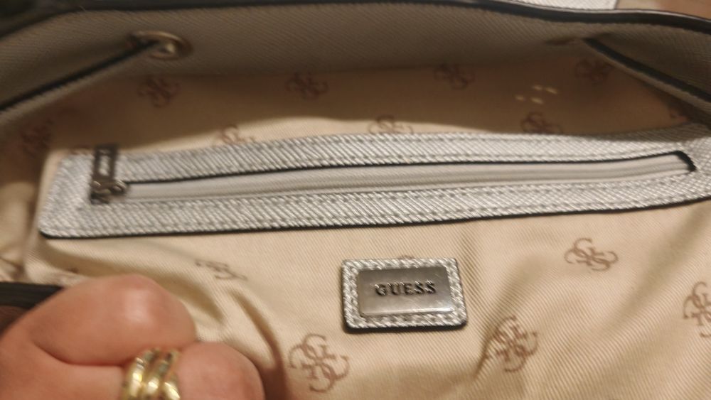Оригинална раница Guess