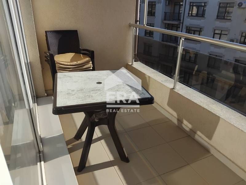 Обзаведено студио под наем