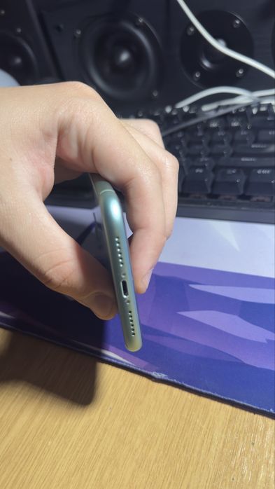 Iphone 11 pentru recarosare