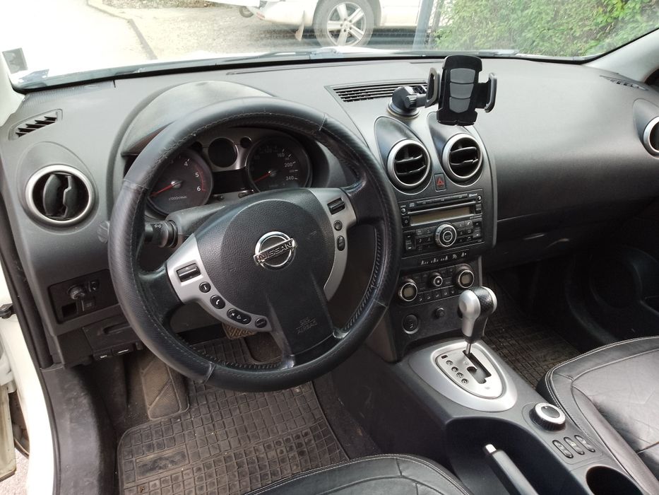 Nissan qashqai 2.0dCi 4x4 автоматик