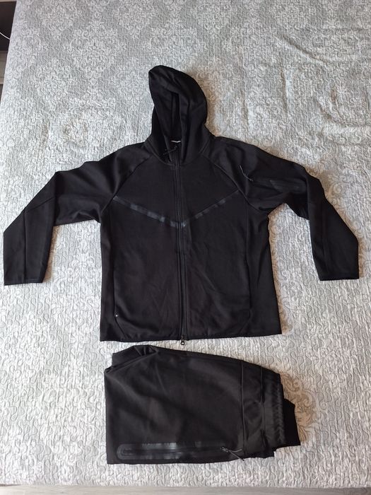 Nike tech Найк Тек( размер XL  L)
