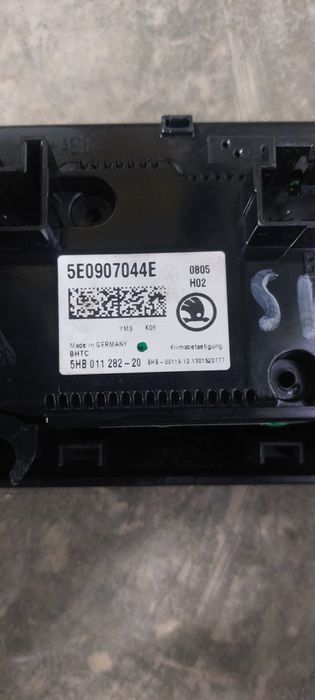 Panou comanda clima AC pentru Skoda Octavia 3 2014 5E0907044E vw ,seat