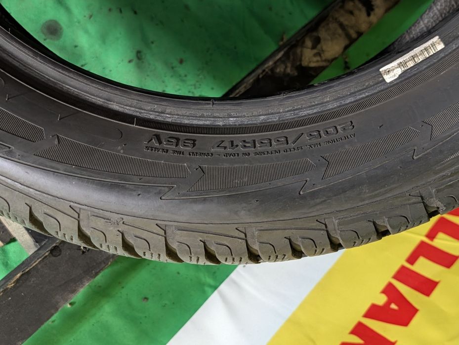 205/55R17 Goodyear 6,2mm iarna