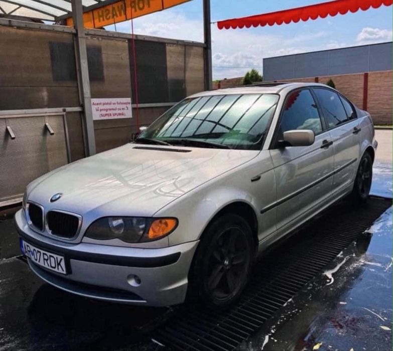 Vând BMW E46.