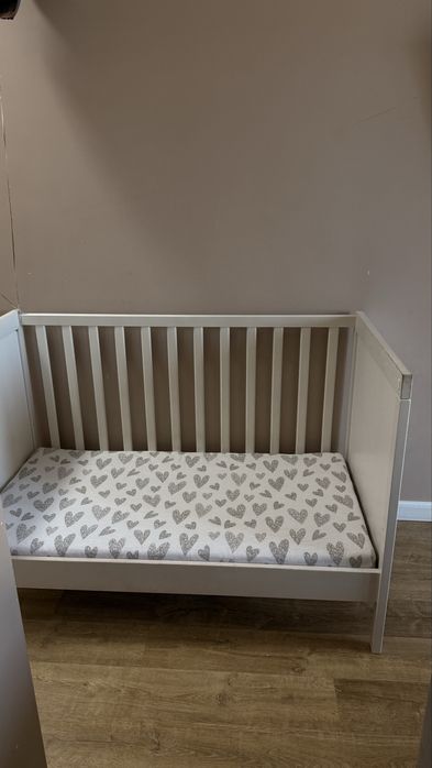 IKEA манеж-кровать СУНДВИК