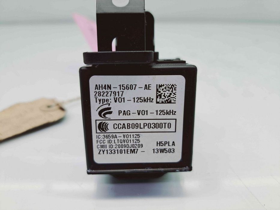 Contact cu cheie Volvo V40 Rdesign [Fabr 2013-2019] AH4N-15607-AE 1.6