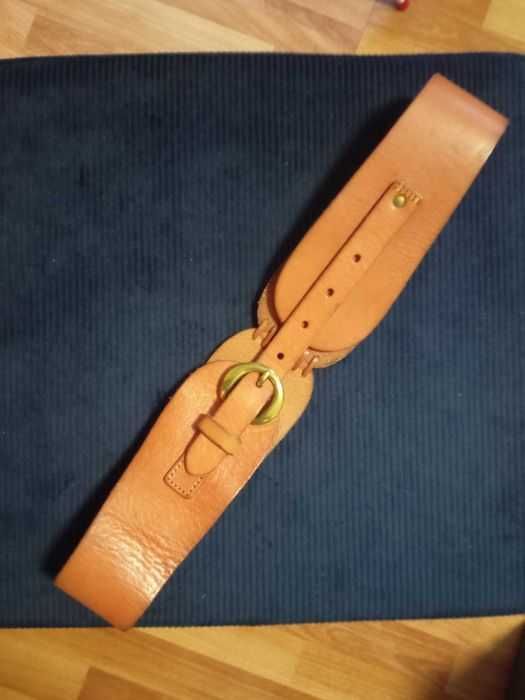 Дамски колани от естествена кожа