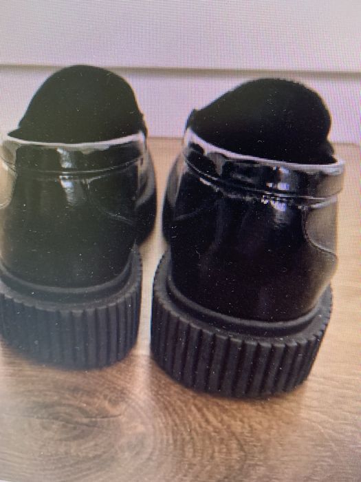 Armani exchange  hugo лоуфъри