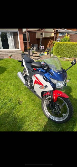 Motocicleta Honda CBR 250 RR 2012