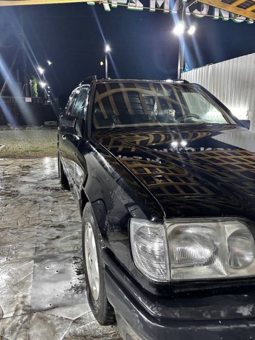 Мерседес 124 e280 в уневерсале