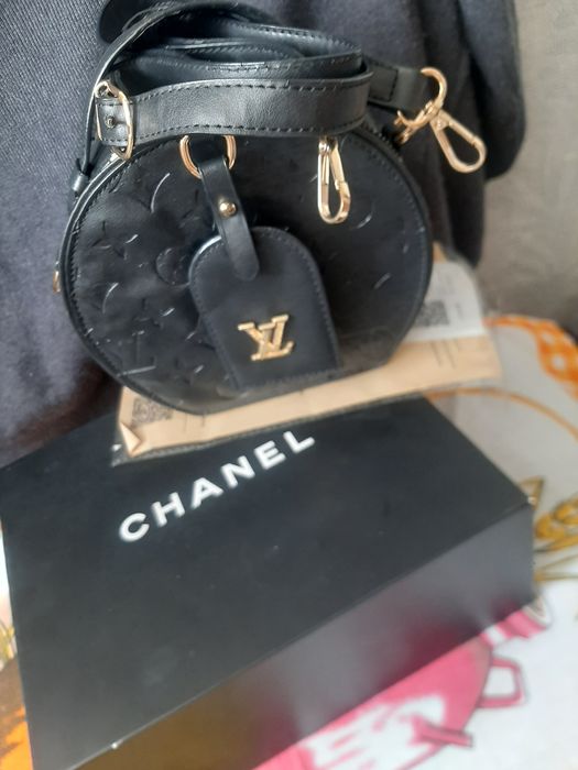 Продам брендовую сумку луй витон