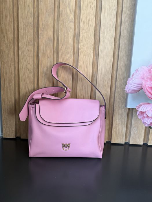 Нова чанта Pinko