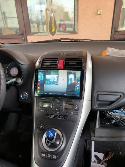 Navigatie android Toyota Auris Waze YouTube GPS BT