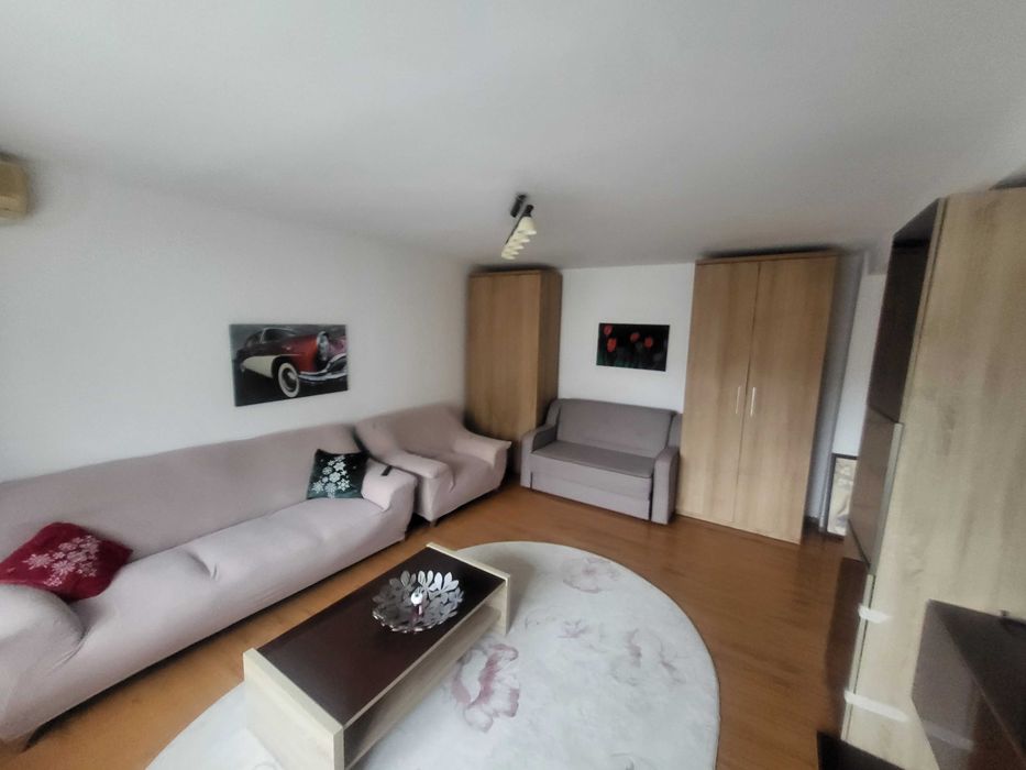 Apartament de închiriat