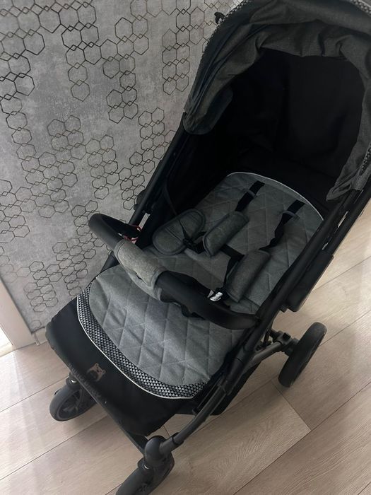 Продам детскую коляску