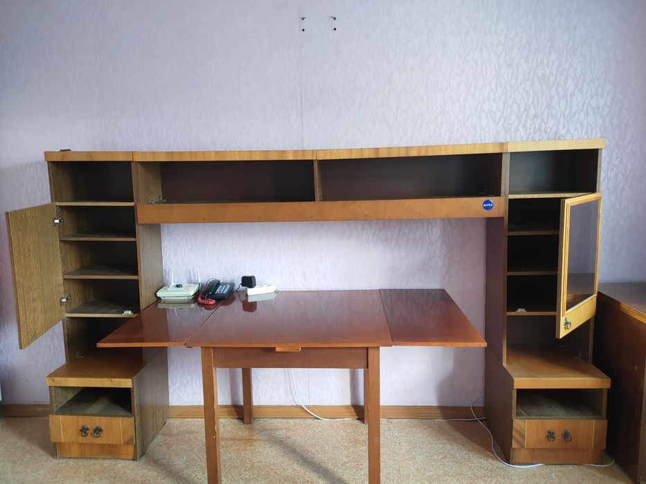 Стенка для спальни