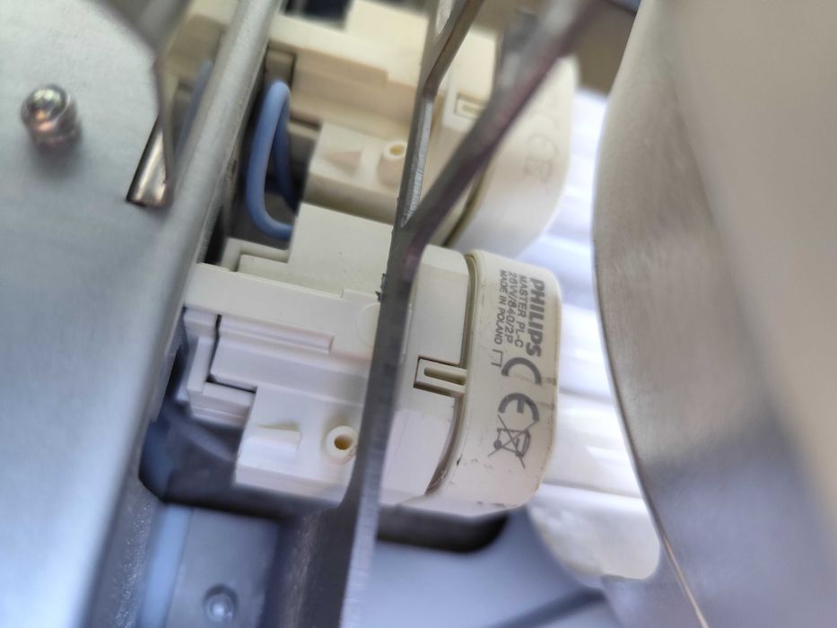 Grila aer aluminiu cu lampi incastrate