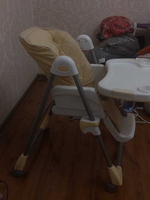 Детский стул для кормления