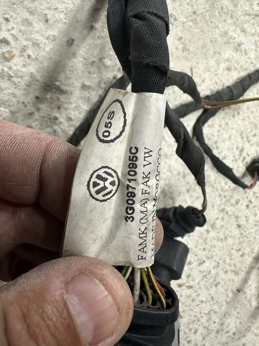 Instalatie bară față vw passat b8.cod:3g0971095.g.