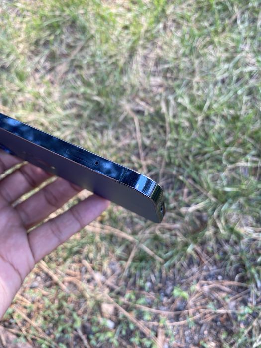 Продам iphone 12 pro