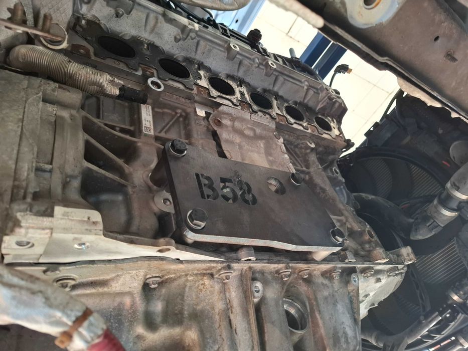 Стойка за двигатели BMW B58
