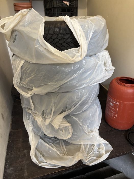 Amvelope iarna Bridgestone 215/65/R17