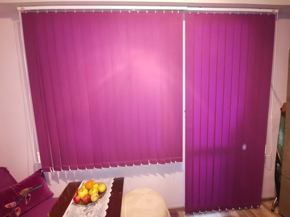 МЕБЕЛИ - (Маси,диван,етажерки,щори,рамка и др)