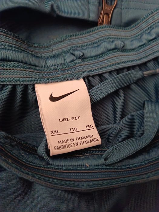 Спортен екип Nike