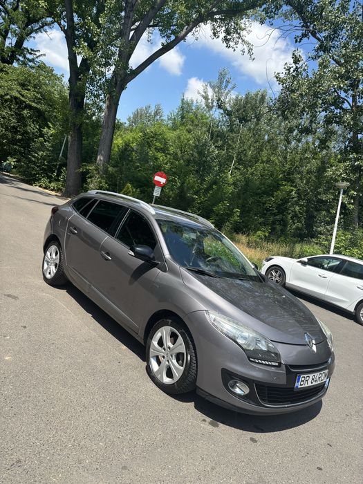 Vând Renault Megane III