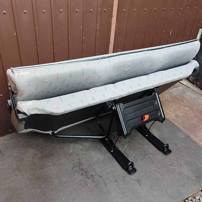 Bancheta Spate 3 Locuri Vw Bus Transporter Caravelle T4 T5  Scaune ca NOUA