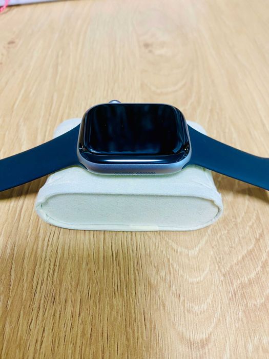 НОВ !!! Apple Watch S11, 46mm GPS, Space Grey, SB M/L, 100% BH
