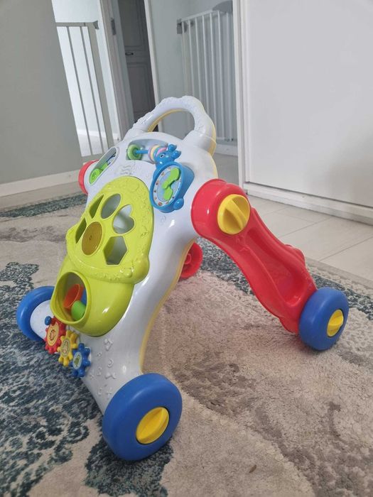 Antemergator bebe + Centru de joaca + PINGUIN de plus cu sunete albe