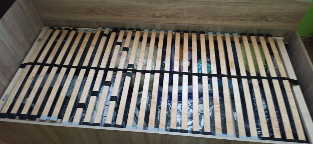 Единично Легло 90/200 с матрак и рамка