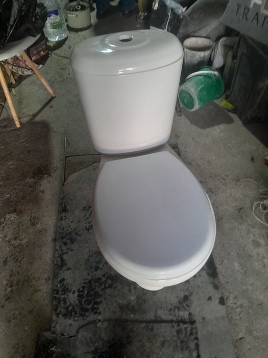 Продам унитаз бу