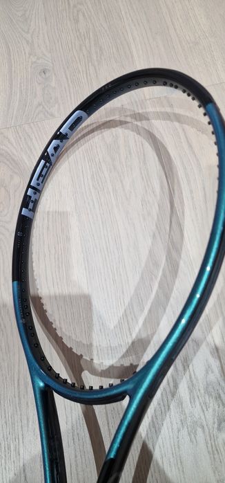 Vând racheta Head Gravity Pro 2025 Nouă