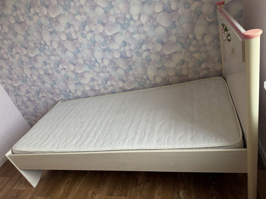 Детская кровать для девочки