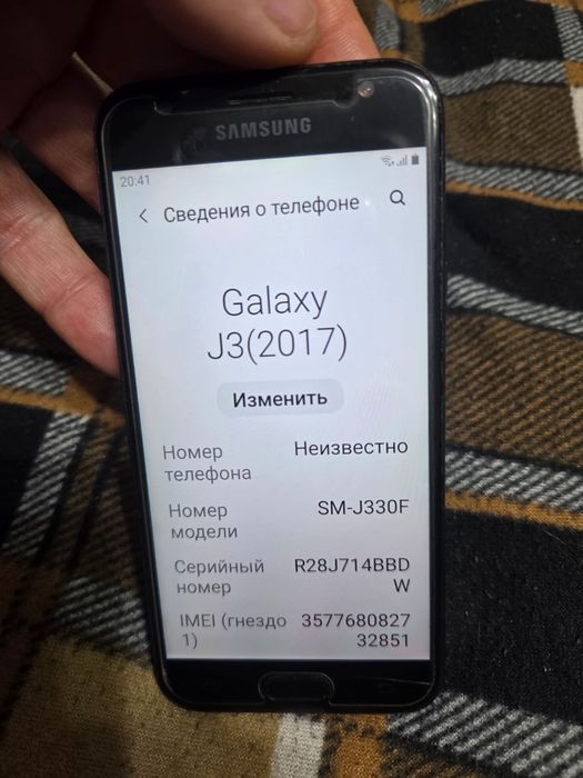 Продам самсунг j330