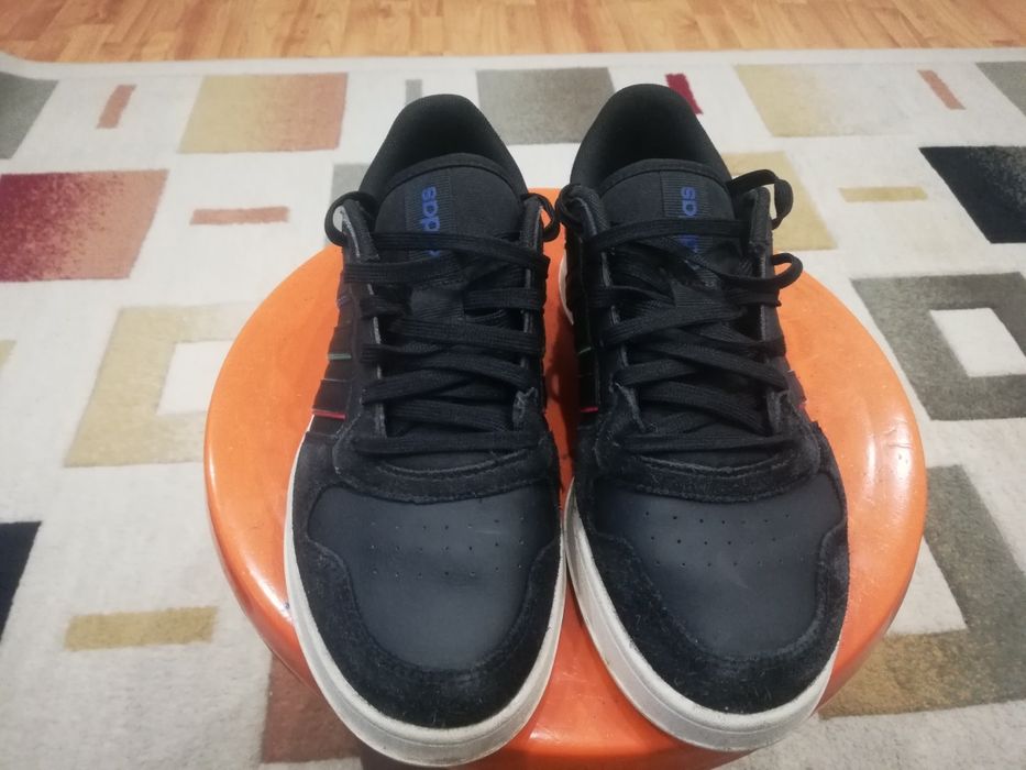 Обувки Adidas 42 номер