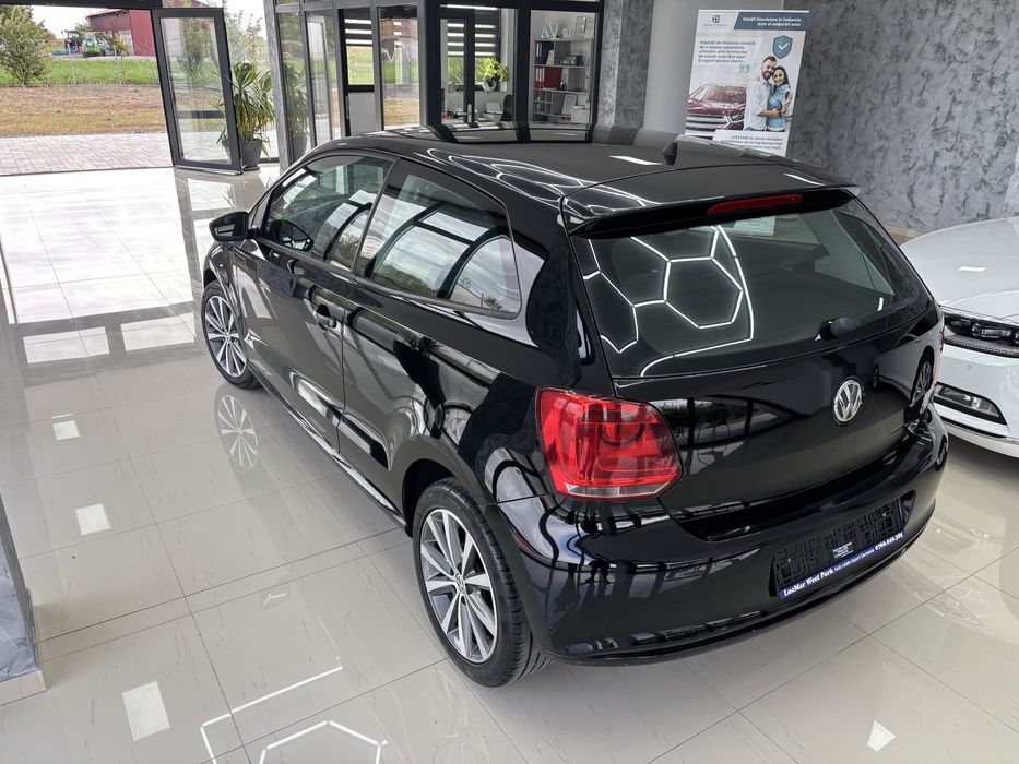 VOLKSWAGEN Polo 2011 — imagine 4