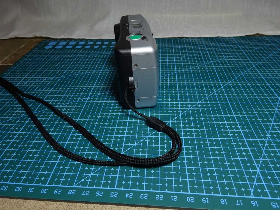 Aparat foto compact pe film 35mm Rollei Giro 90