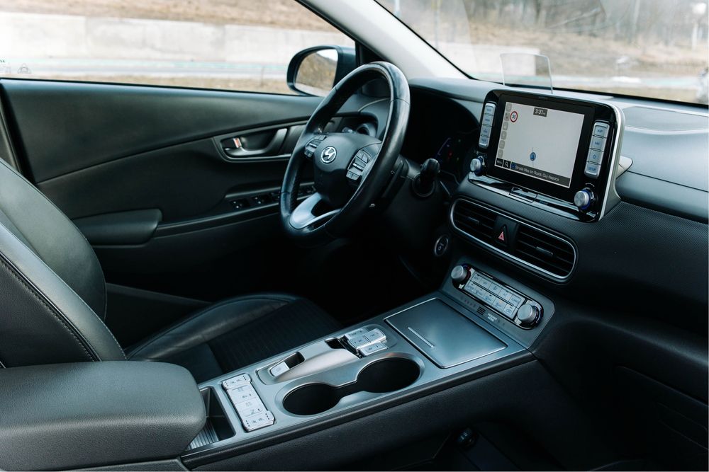 Vand  Hyundai Kona 64 kw