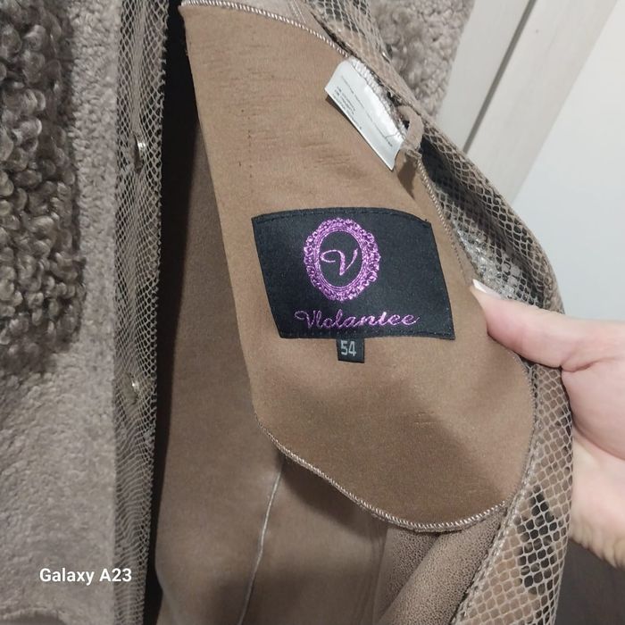 Продам женское пальто