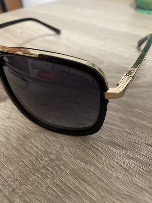 Dita Mach One in stare impecabila