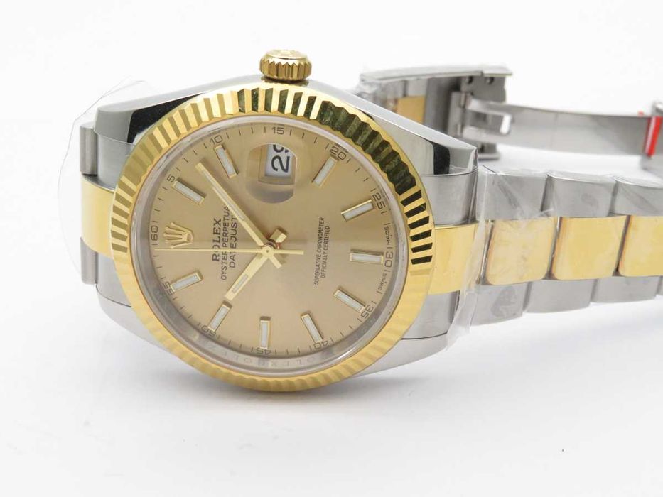 Rolex Datejust 41mm Жълто Злато Флутиран Безел Златен Циферблат Oyster – реални снимки