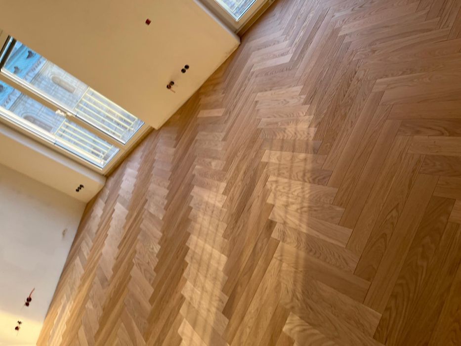 Montaj, rașchetare parchett stratificat, laminat, scari, etc.