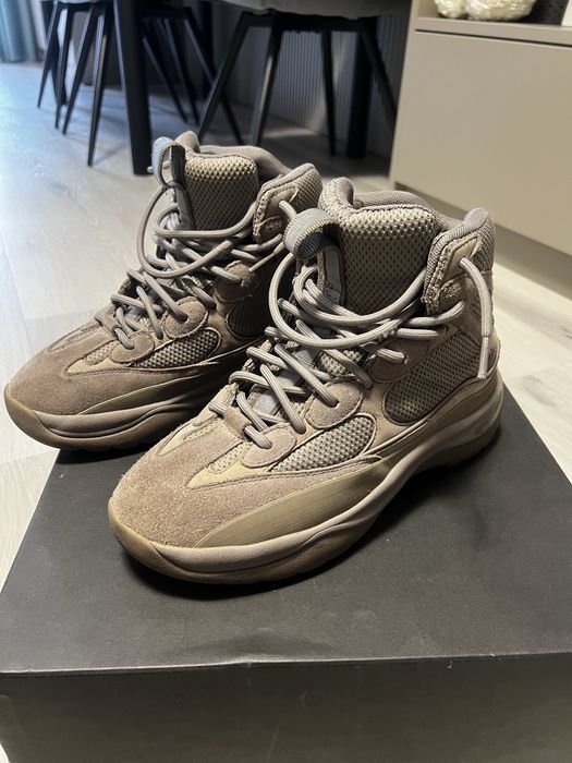 Yeezy Boots ‘Desert Rock’ 42