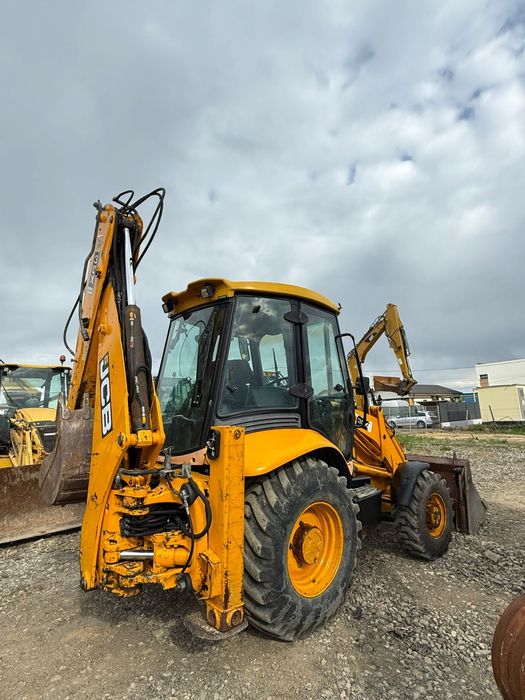 Buldoexcavator JCB 3CX  An 2007