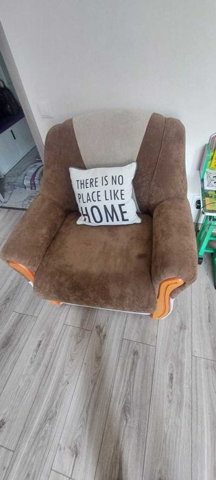 Canapea extensibila + 2 fotolii