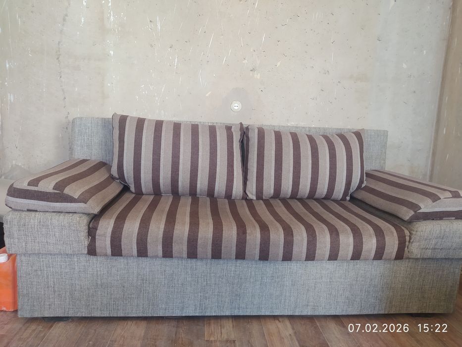 Диван б/у в отличном состоянии
